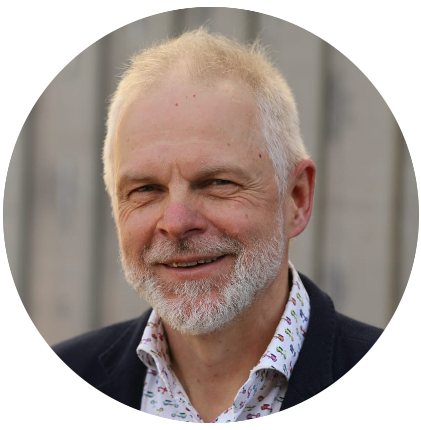 Oliver Obst Portrait_oben_ rund